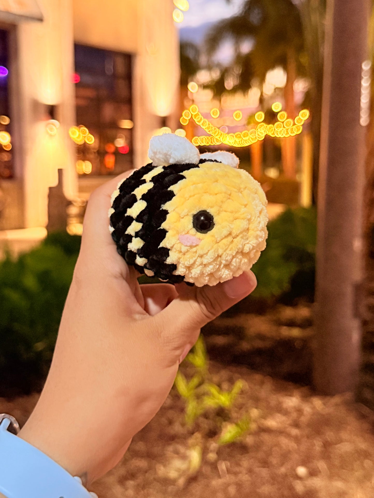 Abeja M🐝 | Adorno para bolso