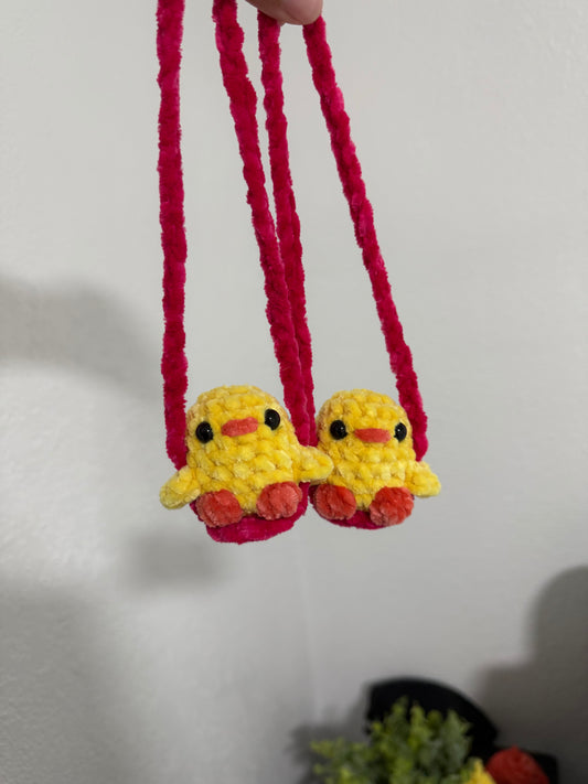 Swinging Chick🐥