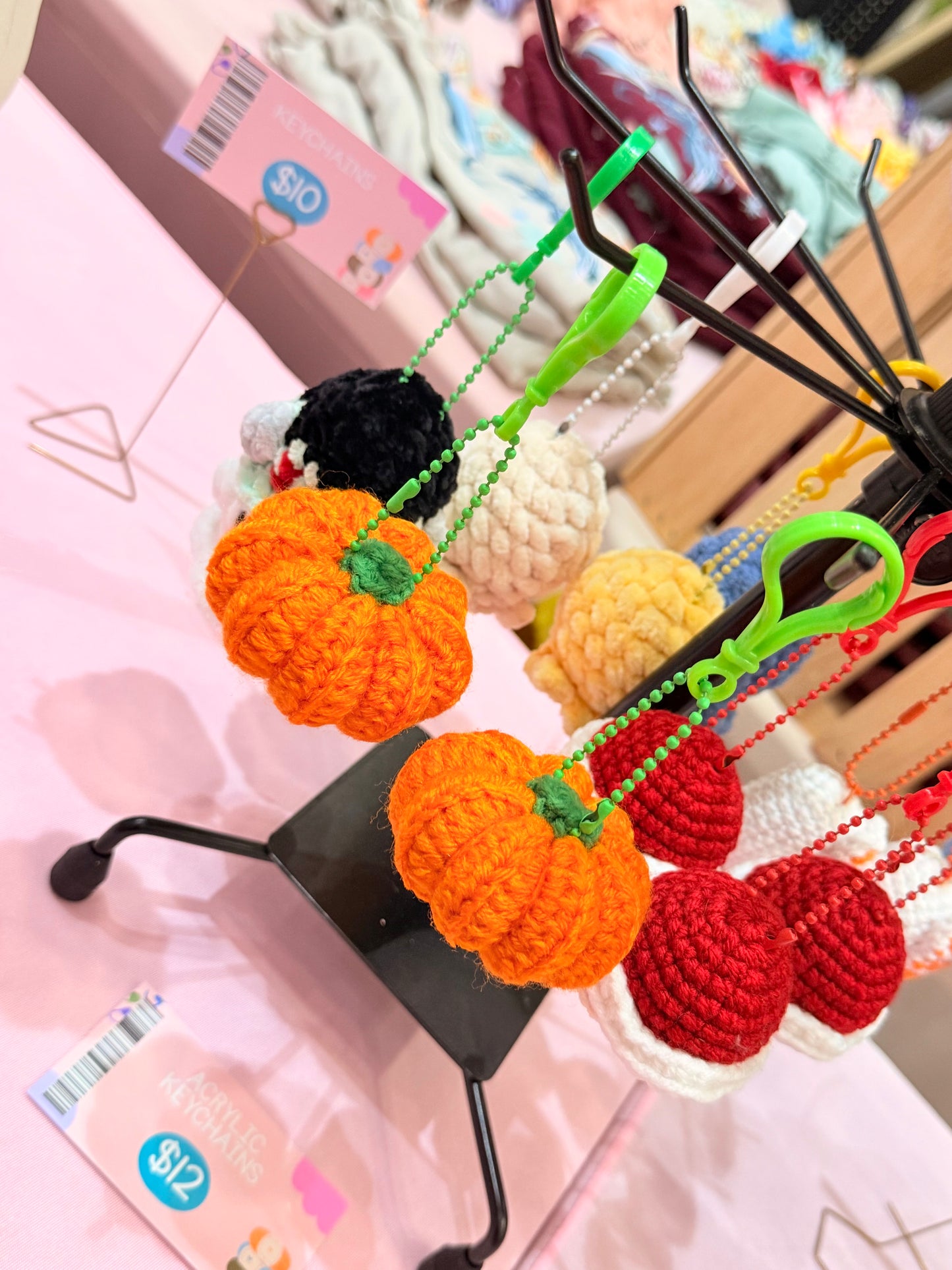 Colgante para bolso con forma de calabaza ✨